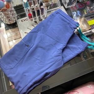 Figs yola big sky small petite